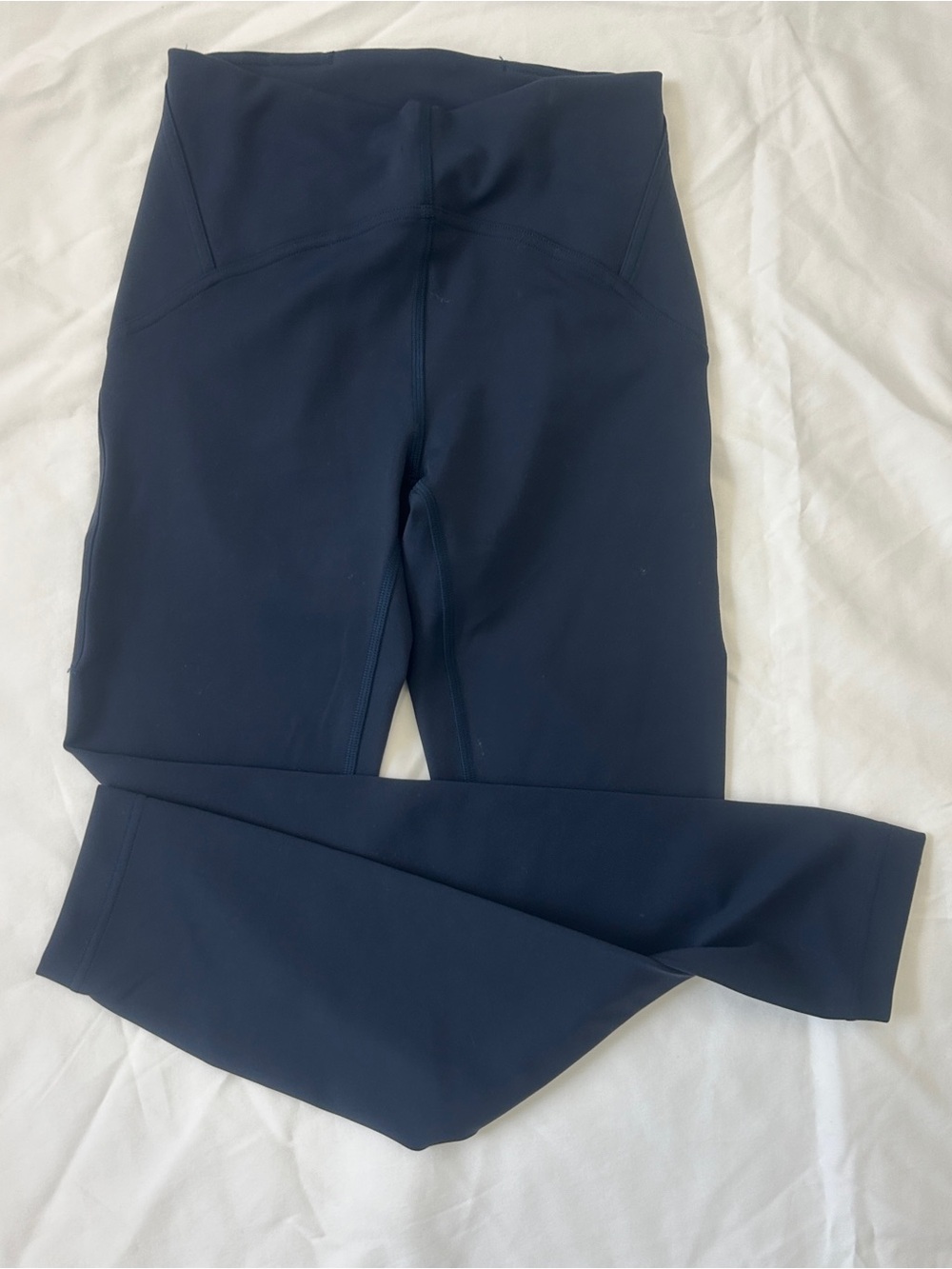 Lululemon Women’s Navy High-Rise Performance Leggings